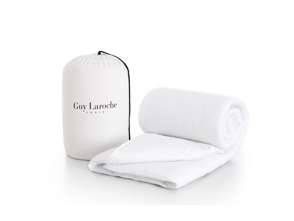 Couette effet polyester 300 gr/m2 155x220 cm blanc